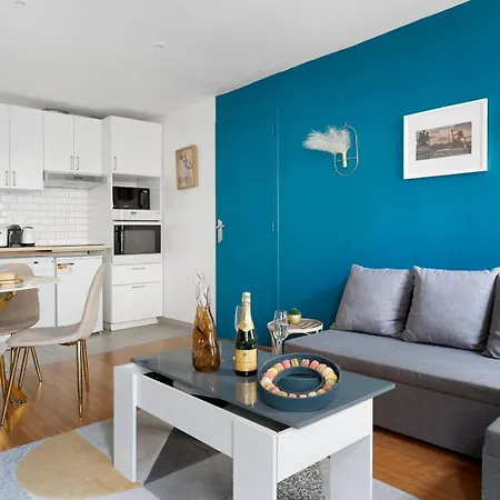 Bluestay 551 - Superb In