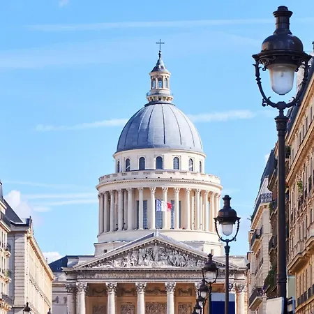 Bluestay 551 - Superb In Parigi